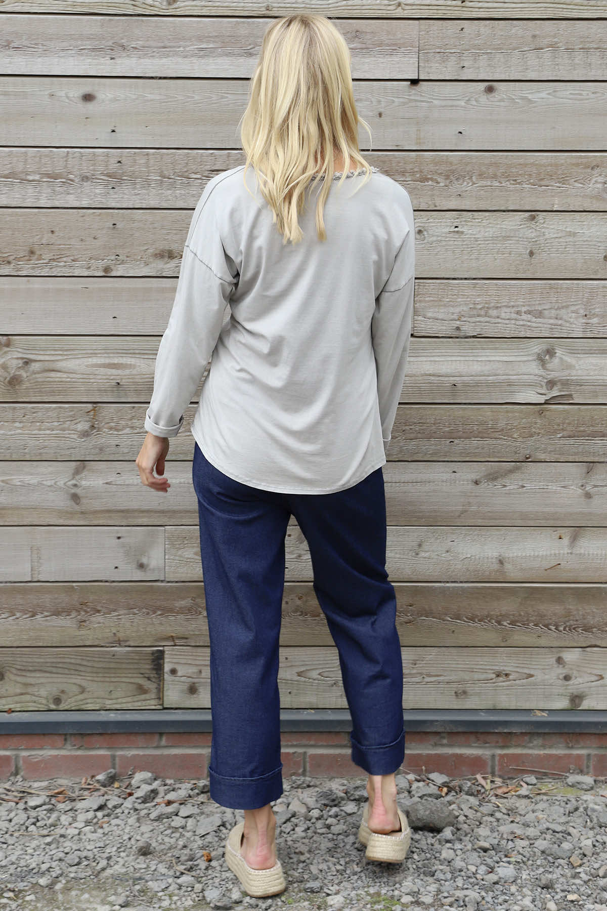 Kinsley Washed V-Neck Cotton Top Mocha