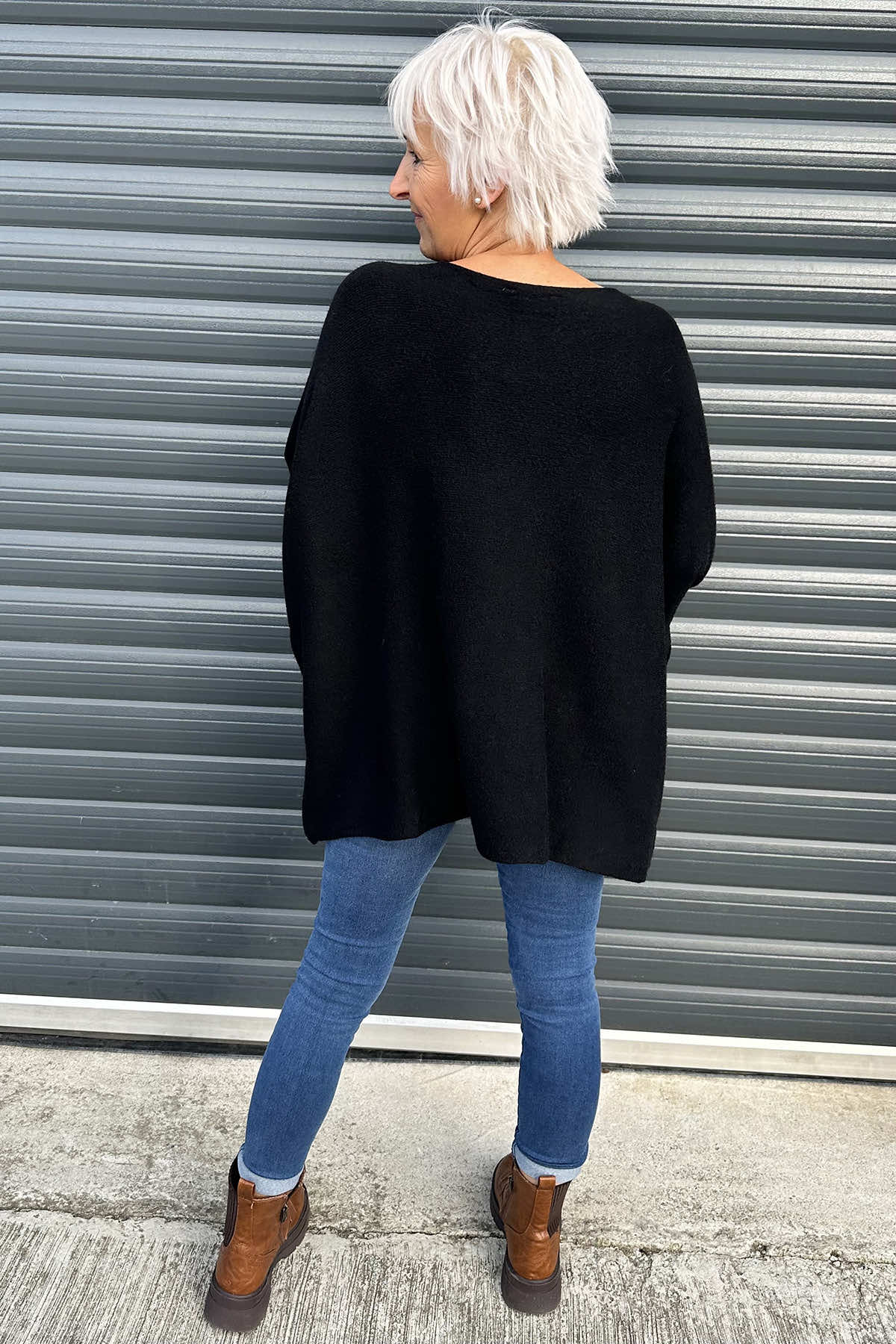 Leah Knitted Jumper Black