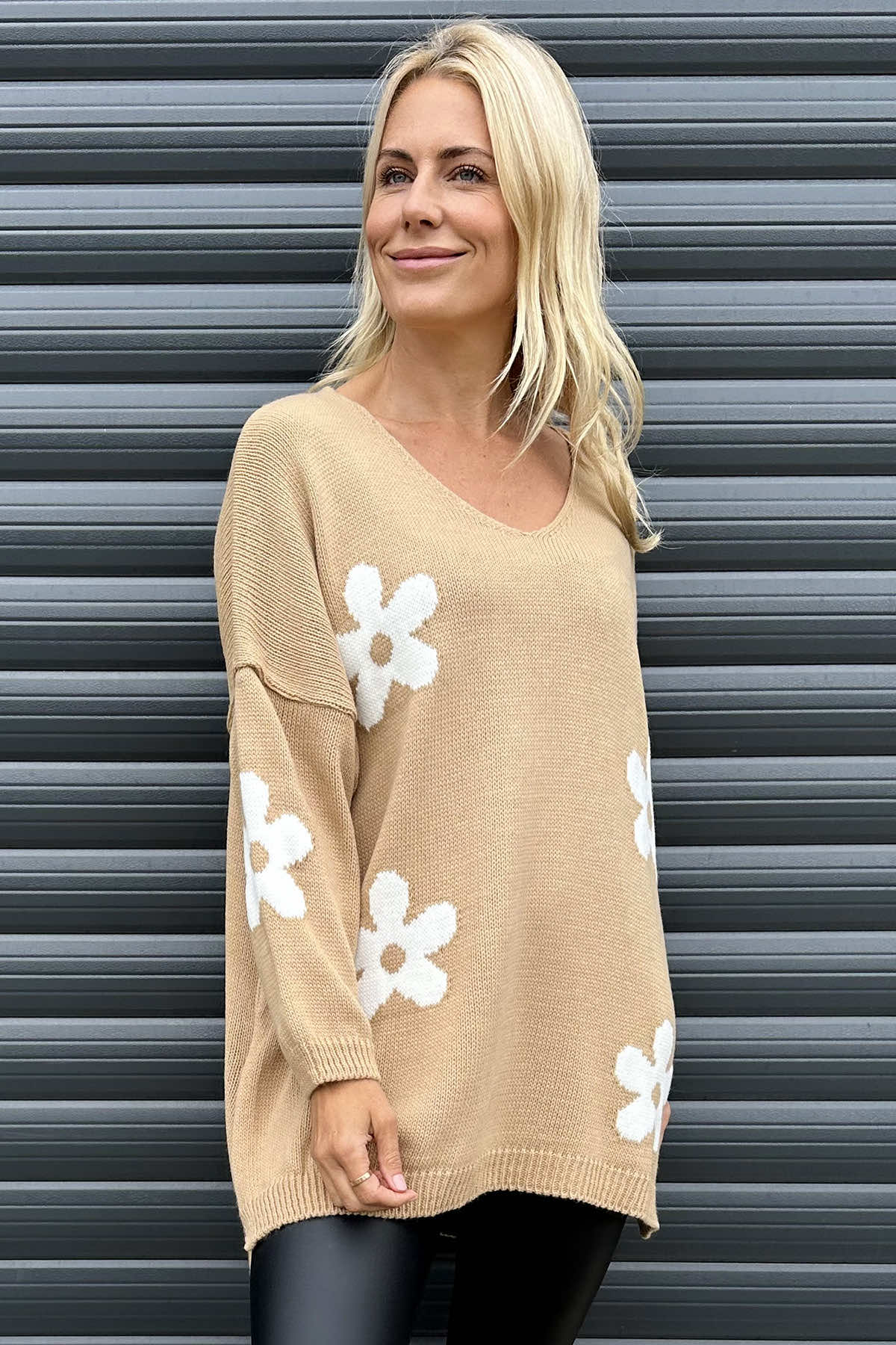 Valerie Flower Knitted Jumper Camel