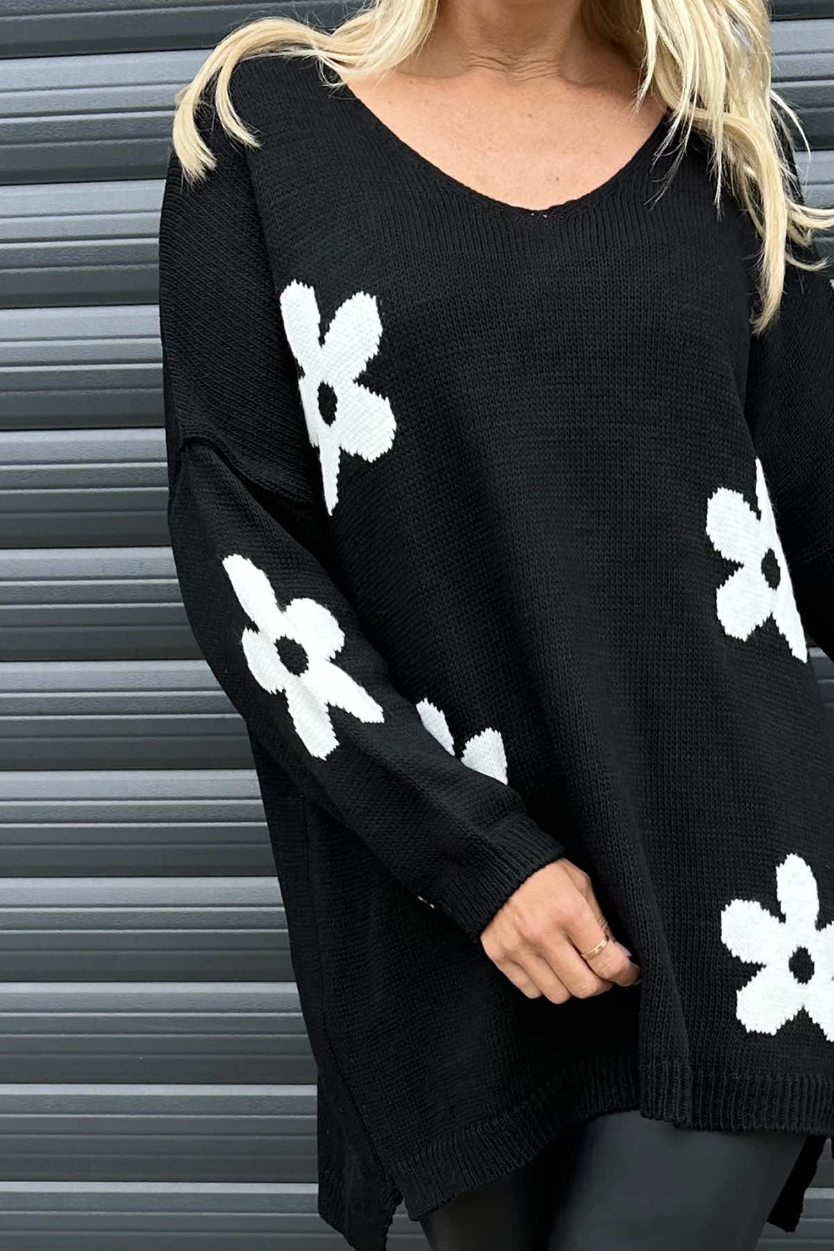 Valerie Flower Knitted Jumper Black