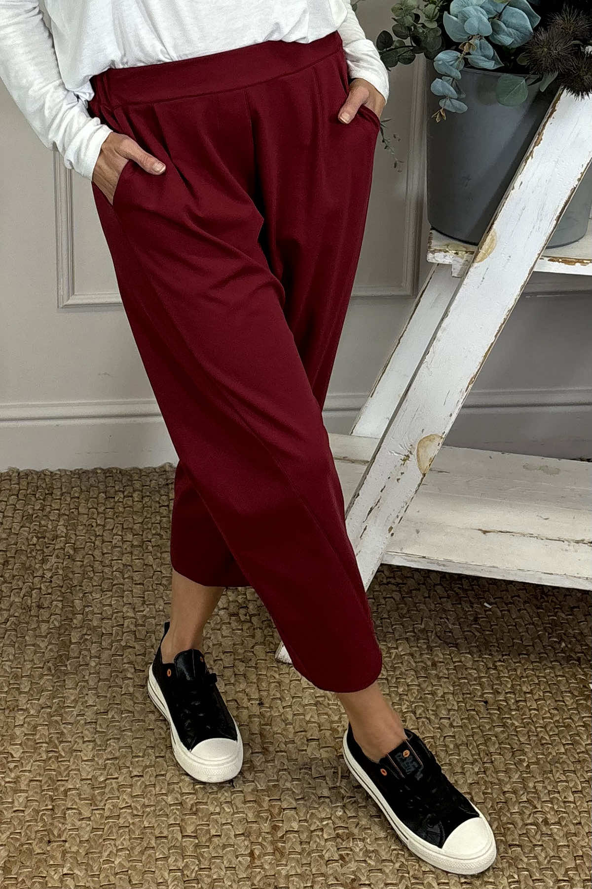 Rosie Two Pocket Cotton Trousers Wine