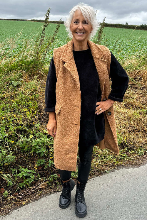 Nori Boucle Gilet Camel - Image 3