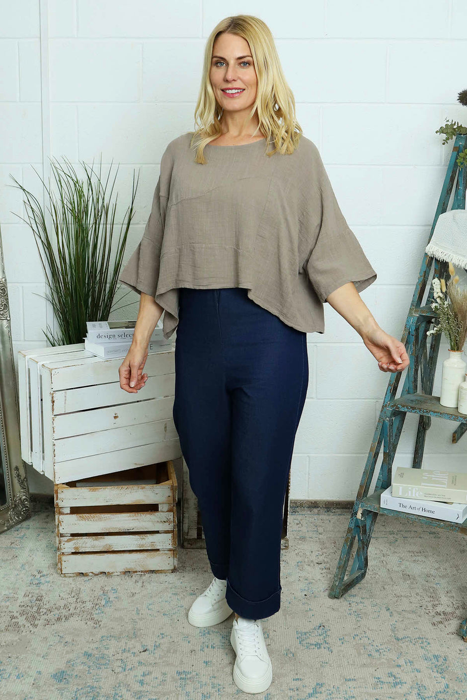 Maya Linen Top Mocha