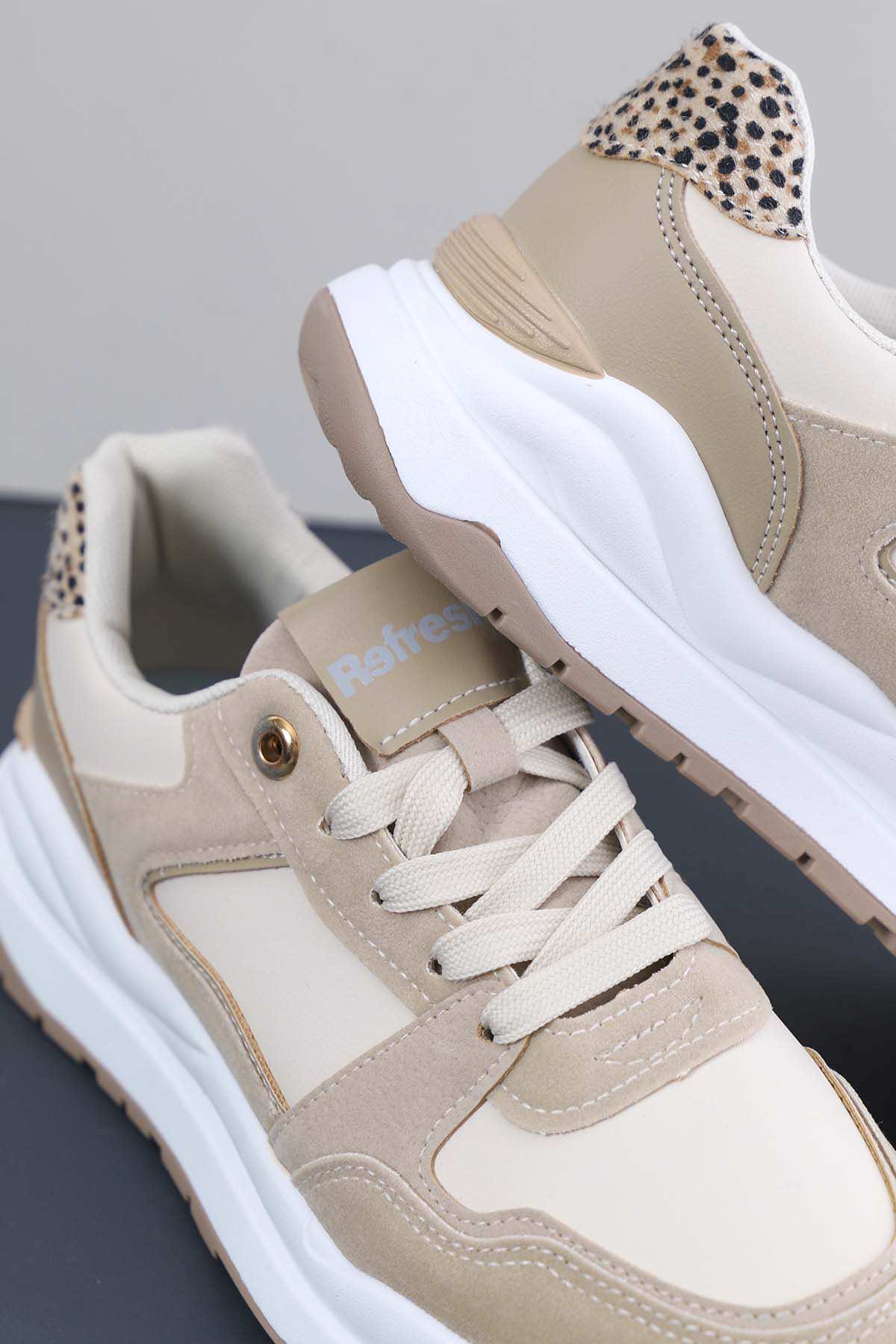 Amity Trainers Taupe