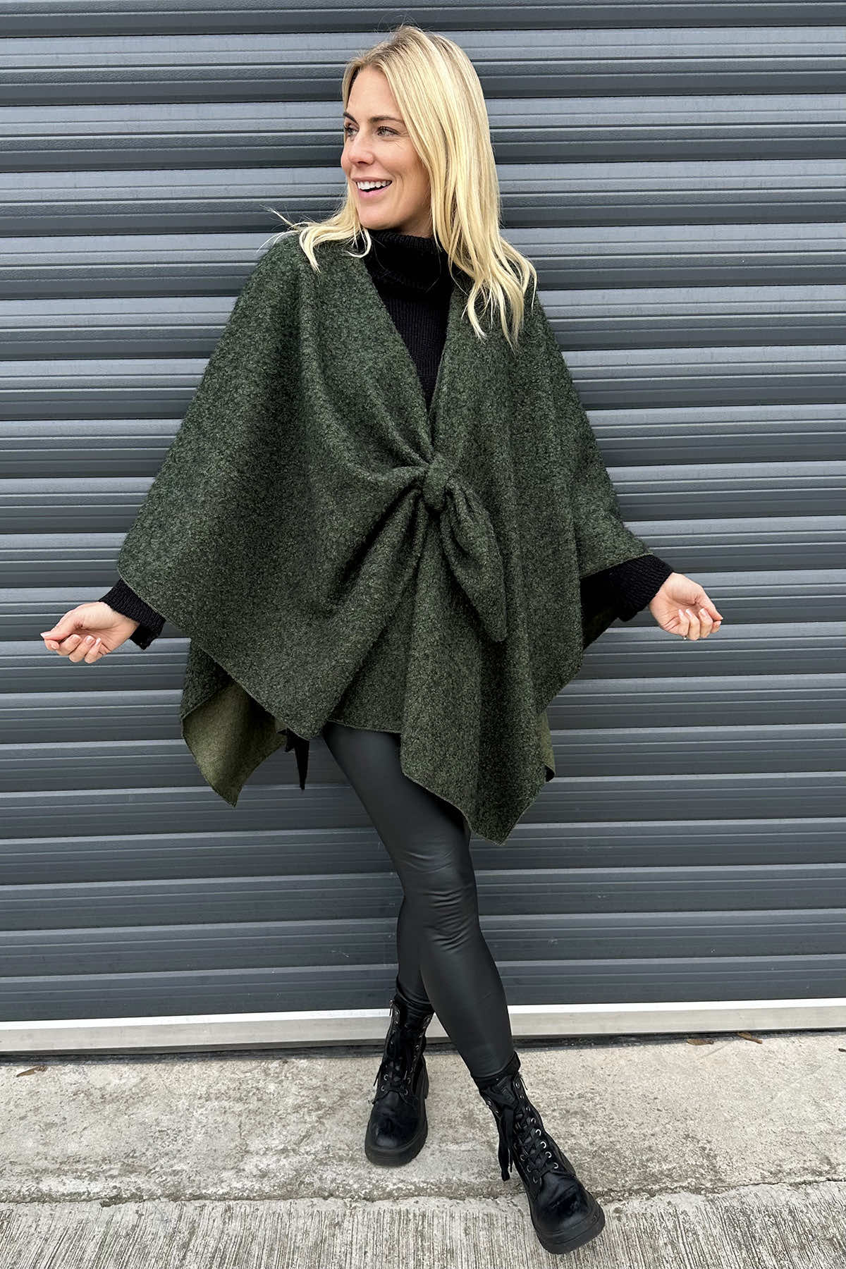 Kelly Wrap Khaki