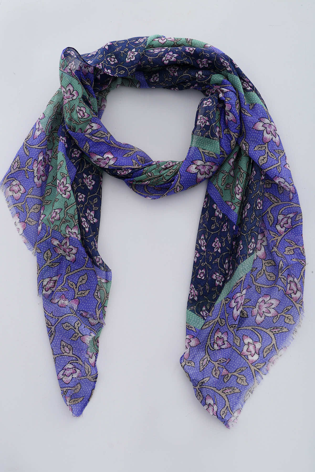 Meera Scarf Blue