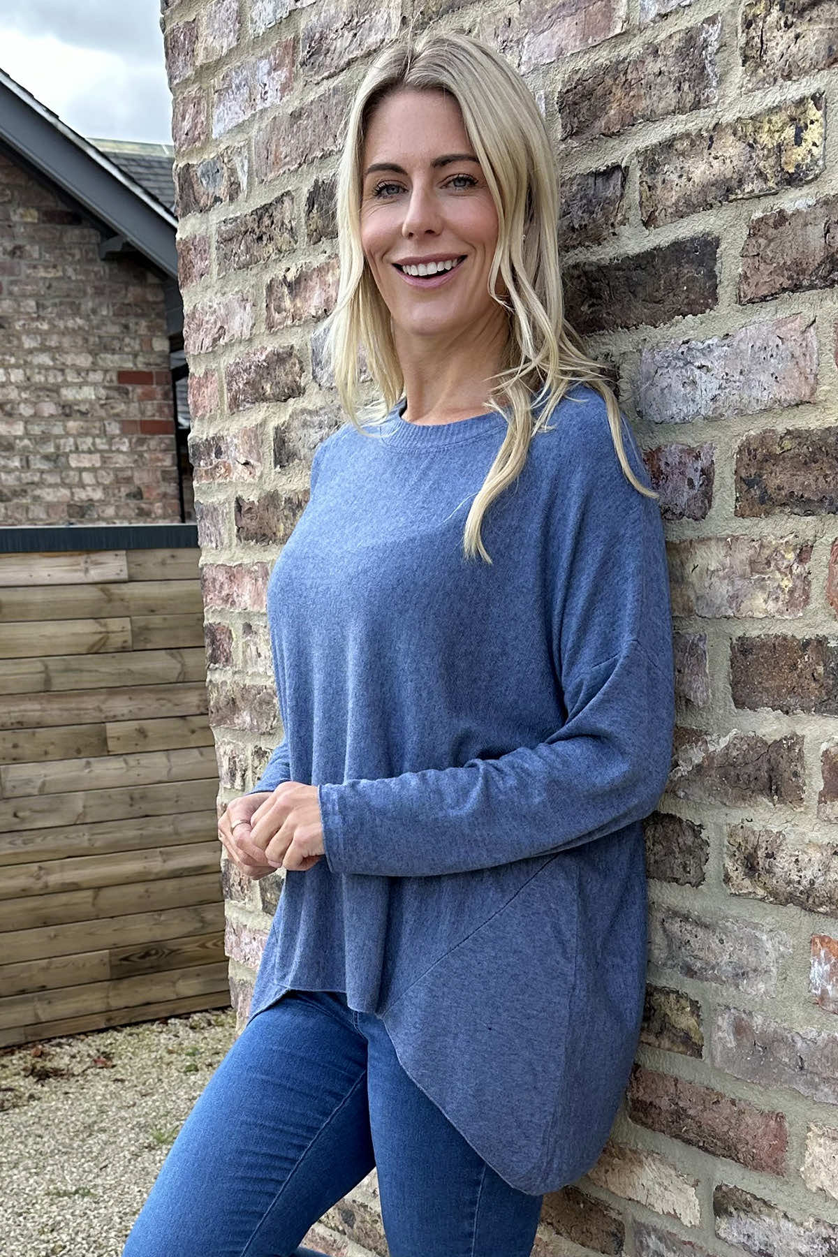 Tabitha Dipped Hem Jumper Blue