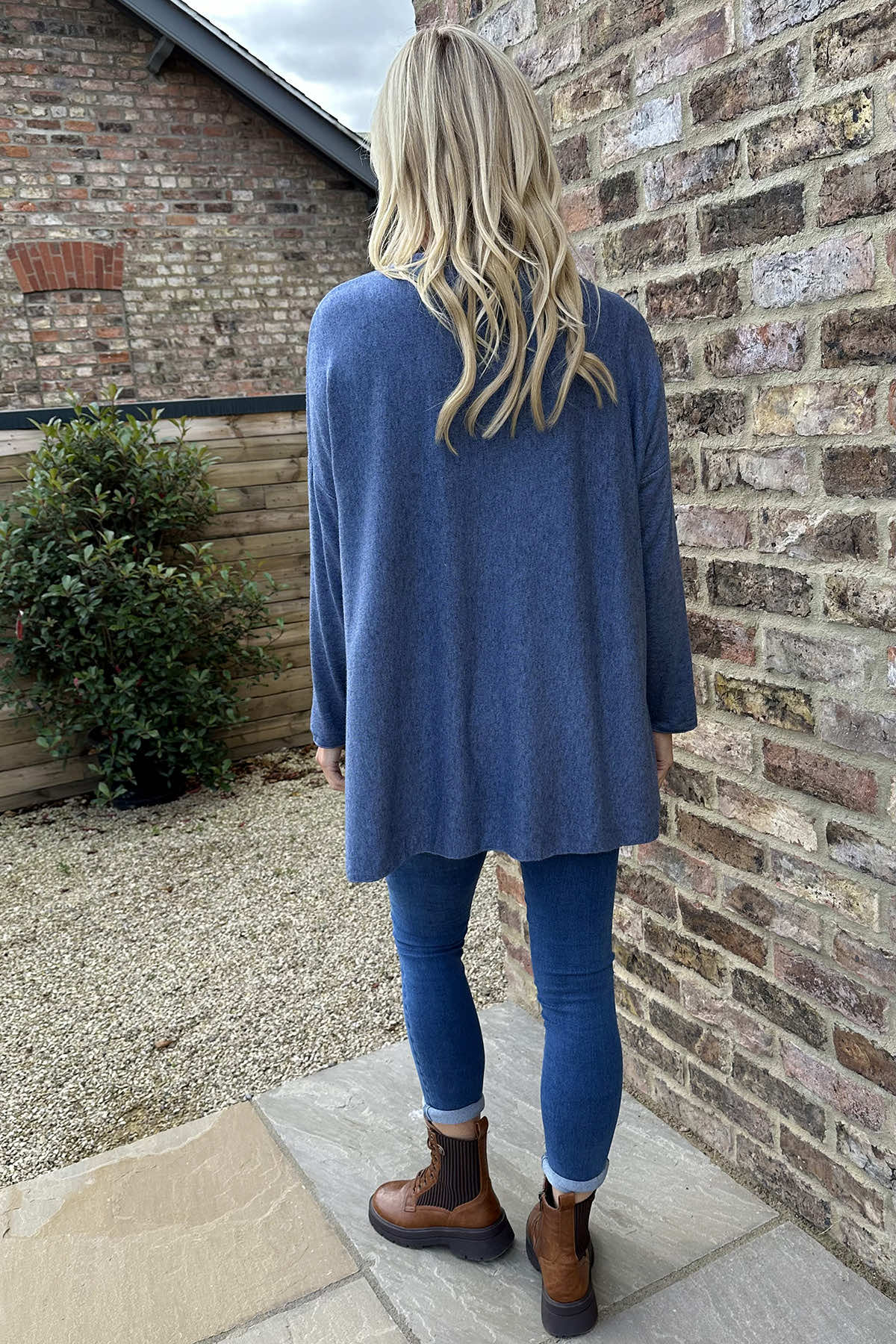 Tabitha Dipped Hem Jumper Blue