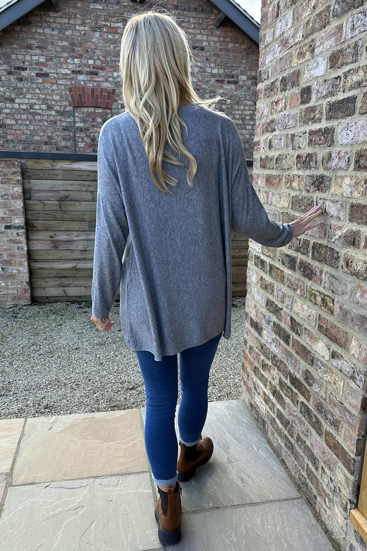 Tabitha Dipped Hem Jumper Grey