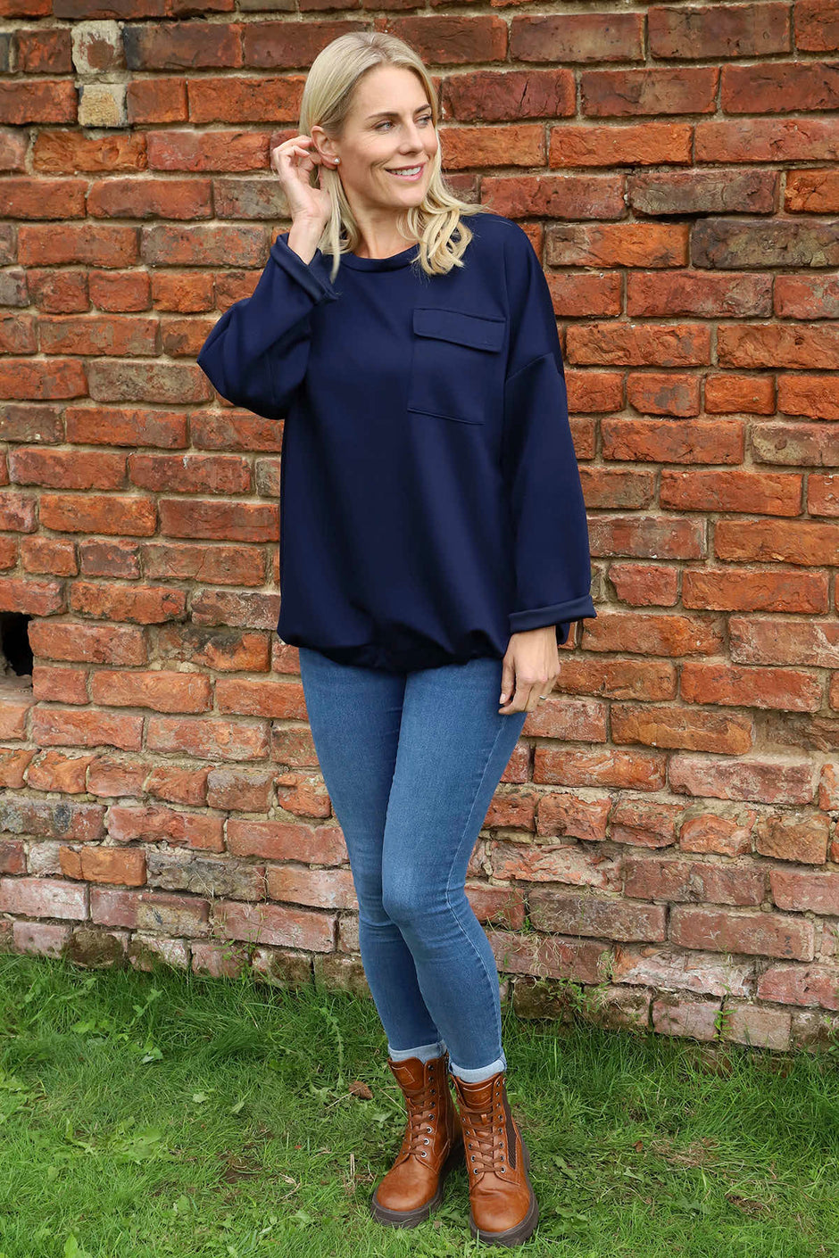 Tania Pocket Top Navy