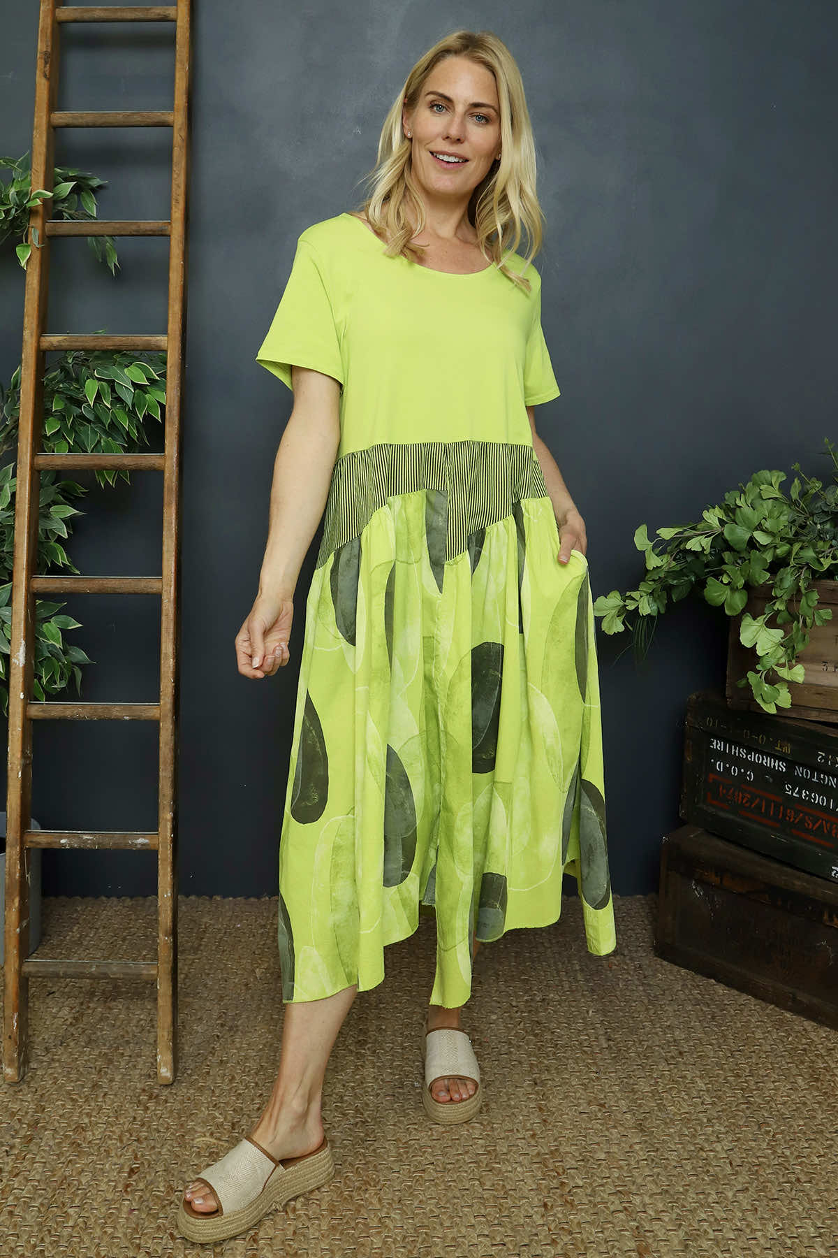 Hepworth Pebble Cotton Dress Lime