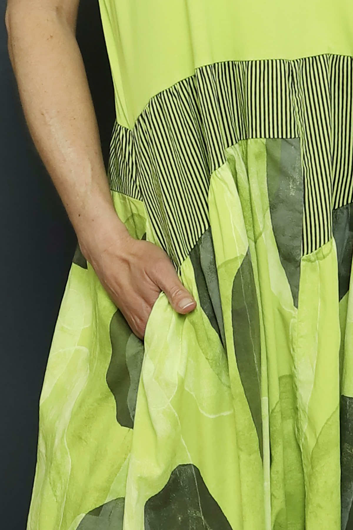 Hepworth Pebble Cotton Dress Lime