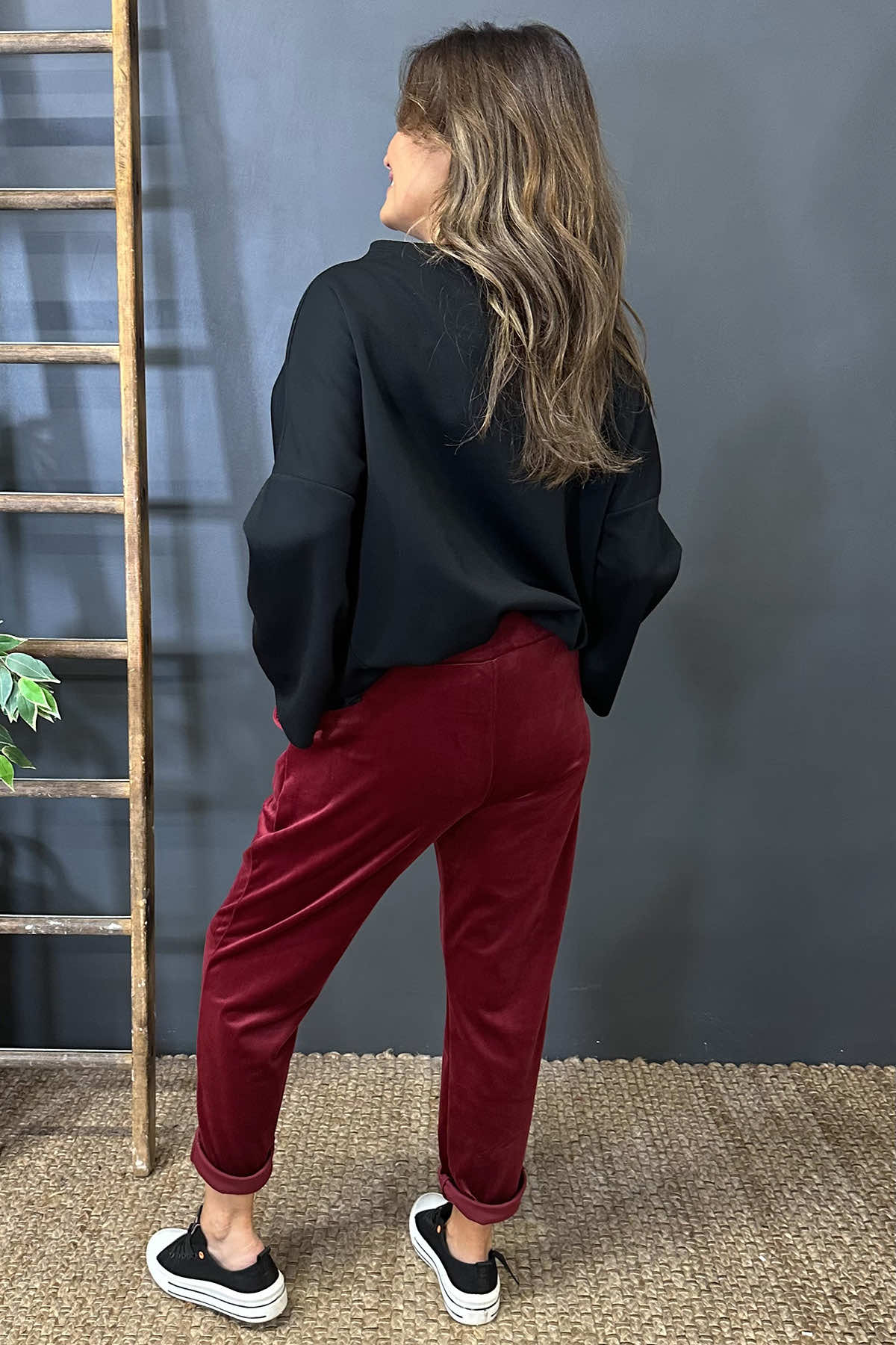 Ariyah Velour Trousers Wine