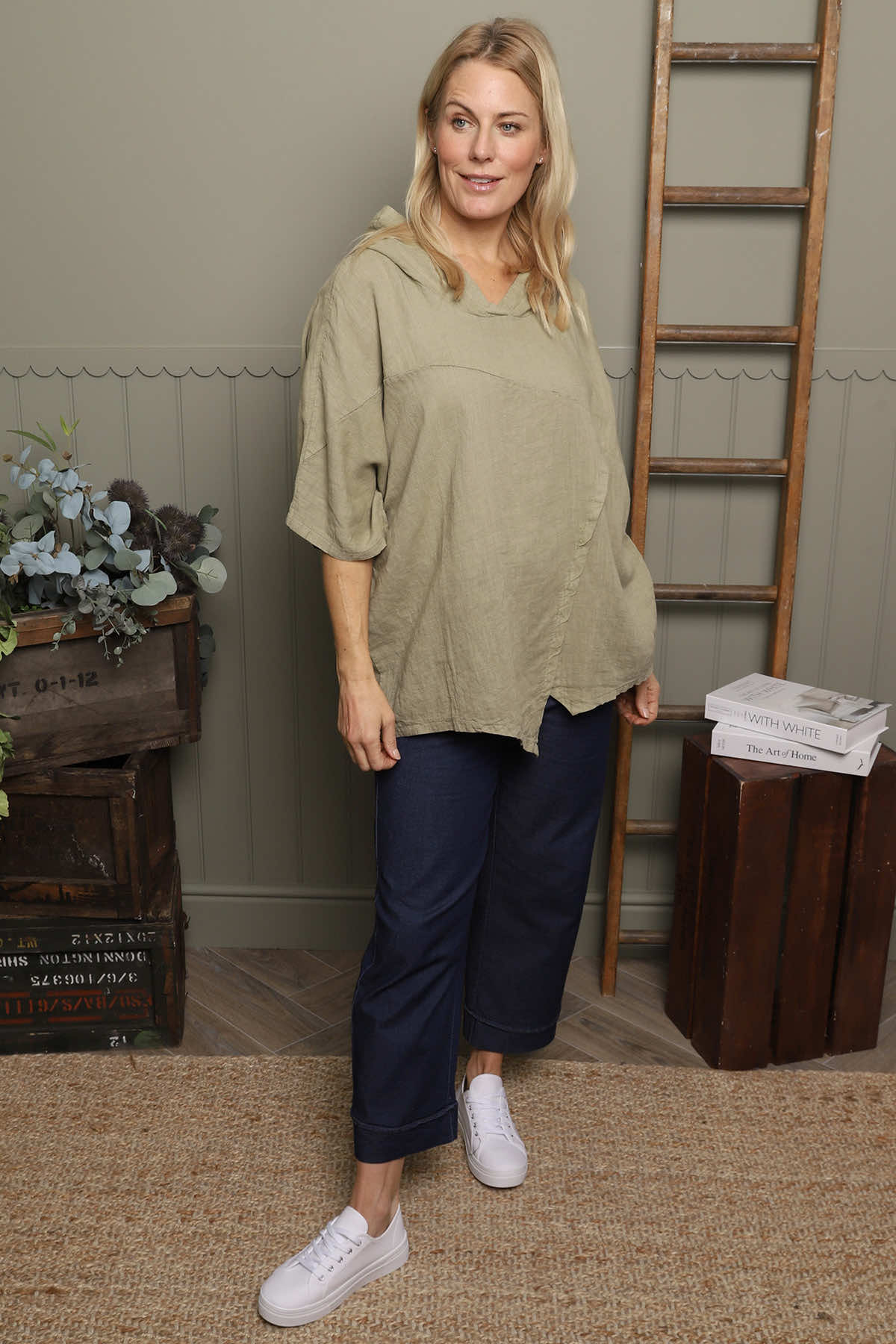 Annalee Hooded Linen Top Khaki