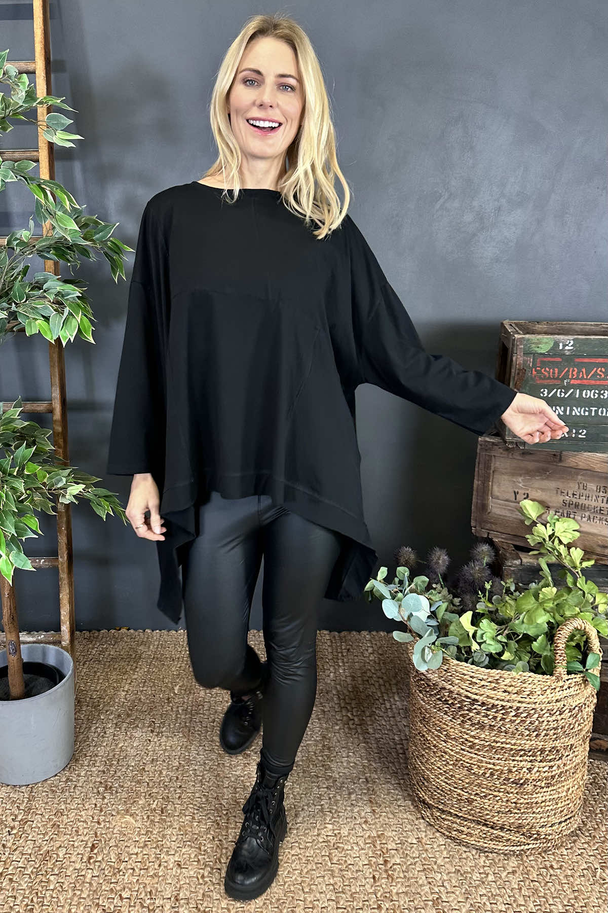 Hayden Dipped Hem Cotton Top Black