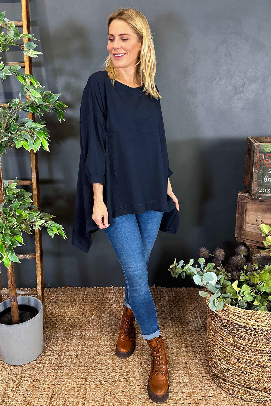 Hayden Dipped Hem Cotton Top Navy