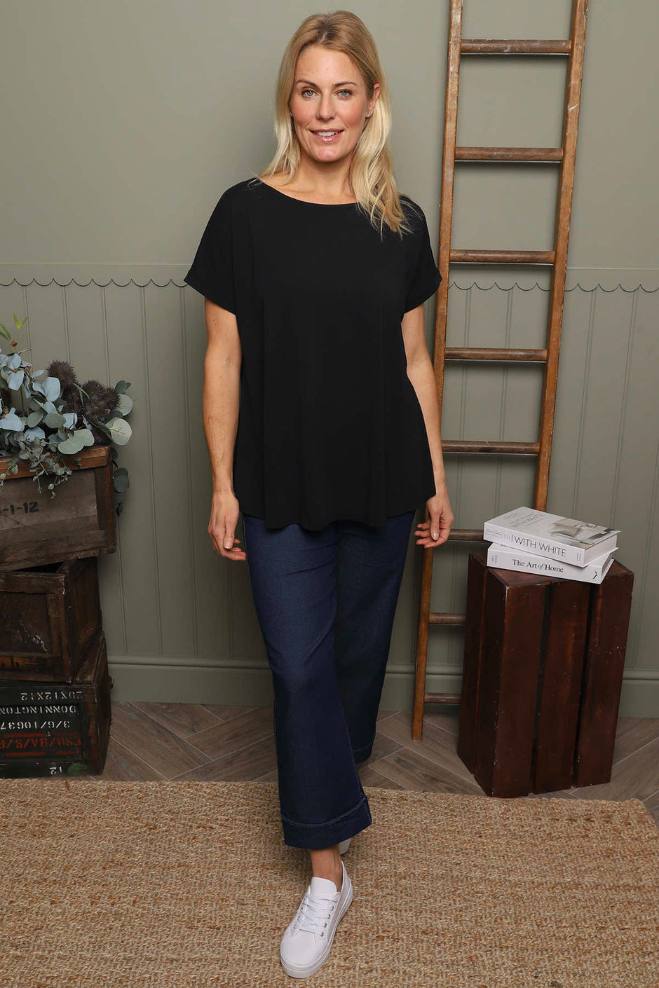 Genevieve Cotton Tee Black