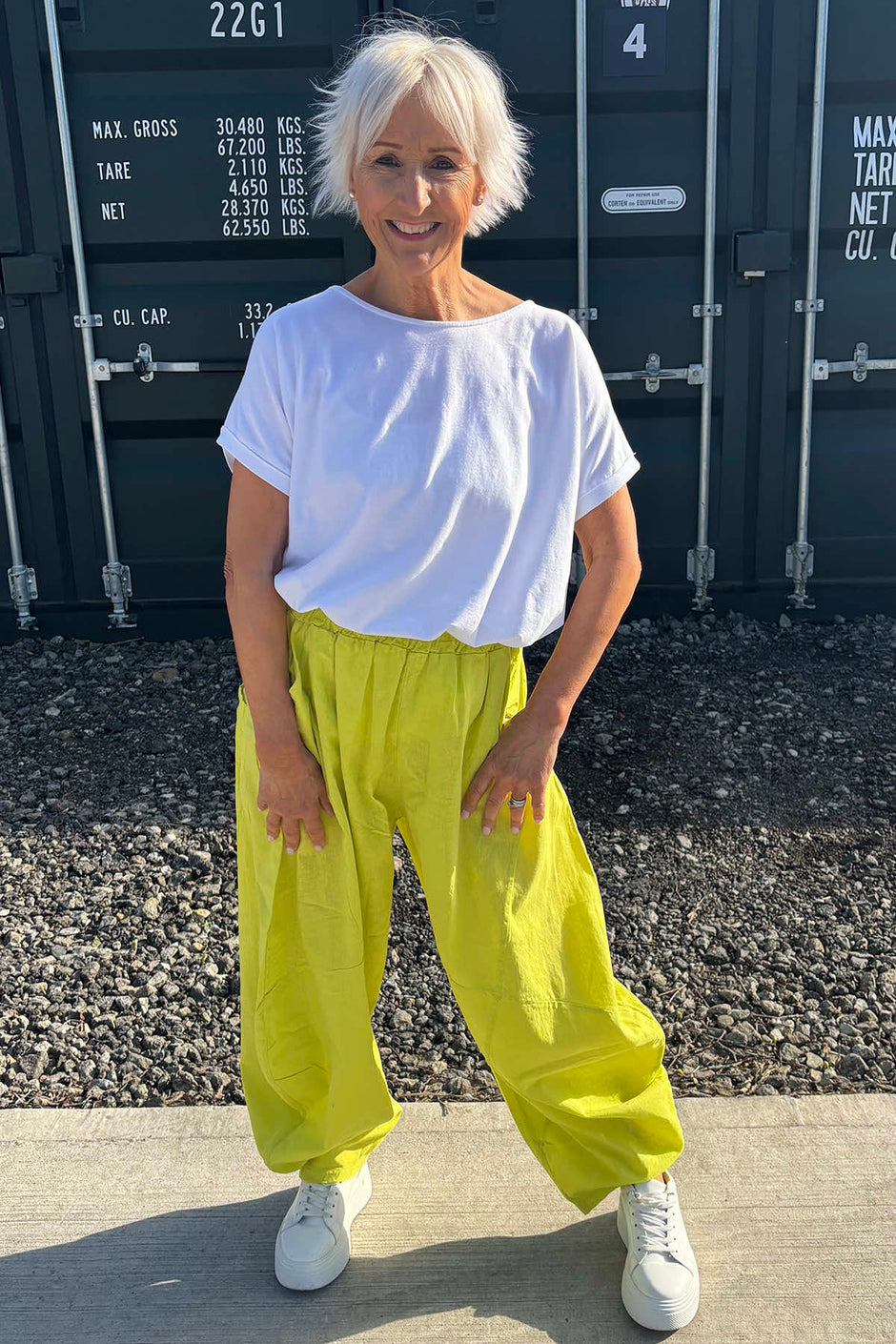 Journee Linen Trousers Lime