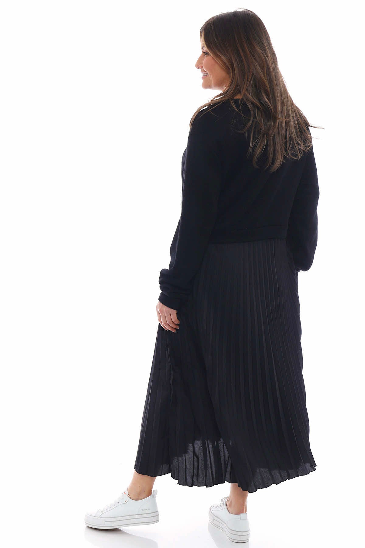 Kinzle Pleated Jumper Dress Black