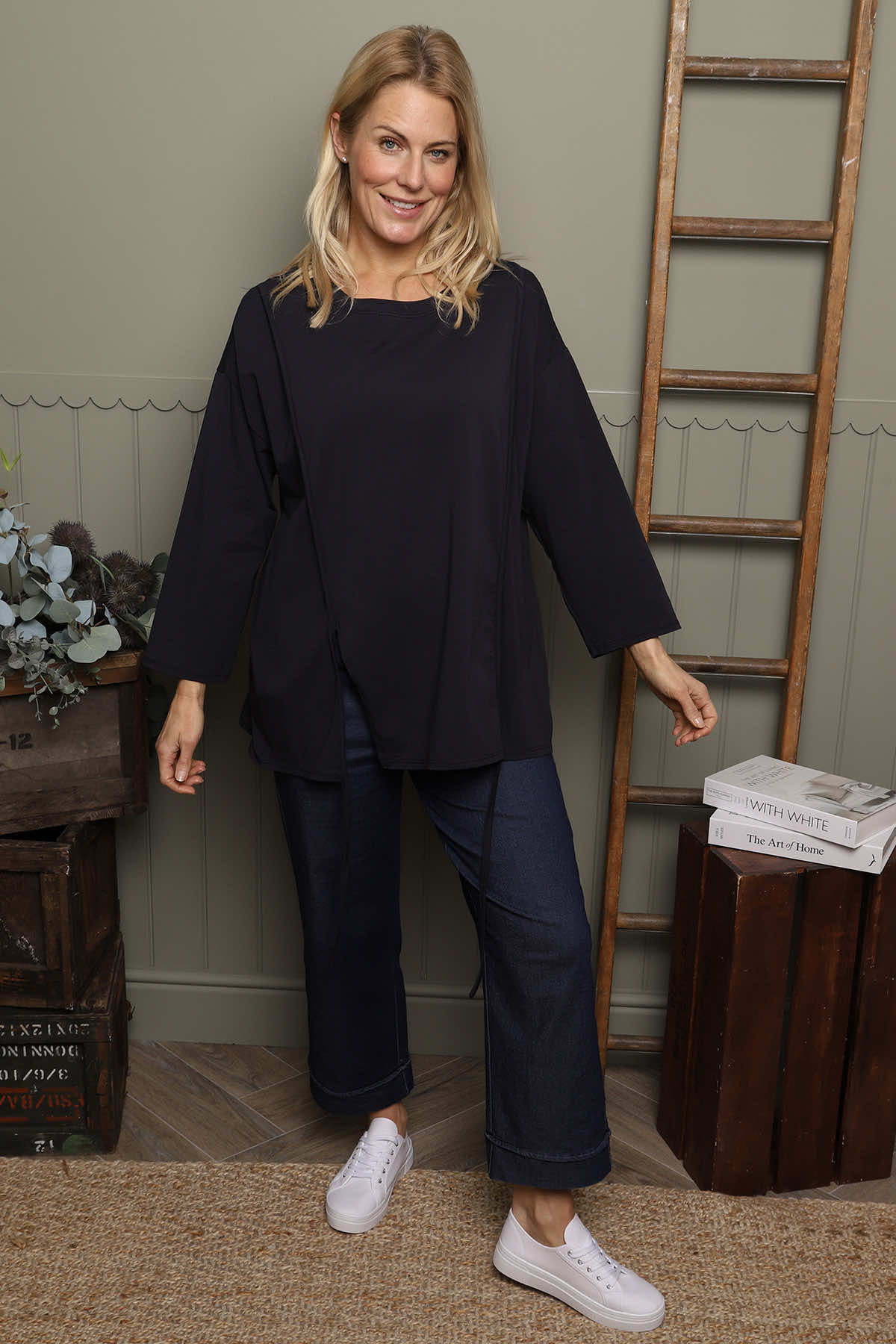 Andie Seam Detail Cotton Top Navy