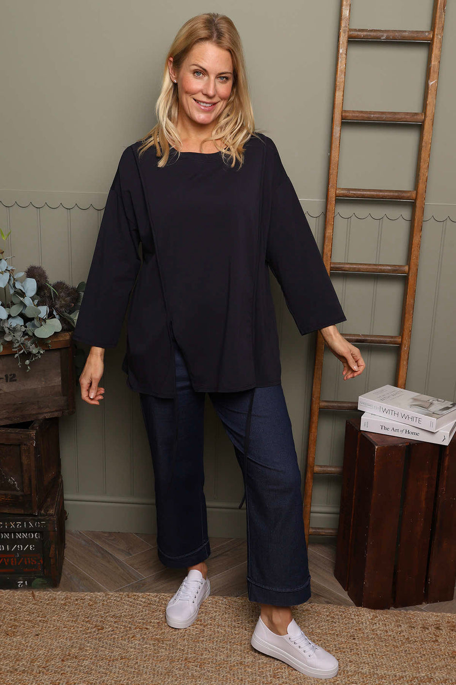 Andie Seam Detail Cotton Top Navy