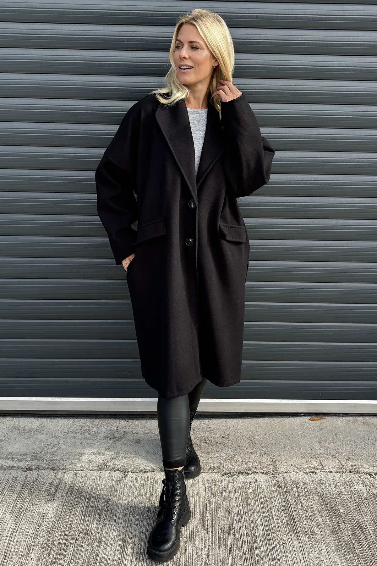 Helen Coat Black