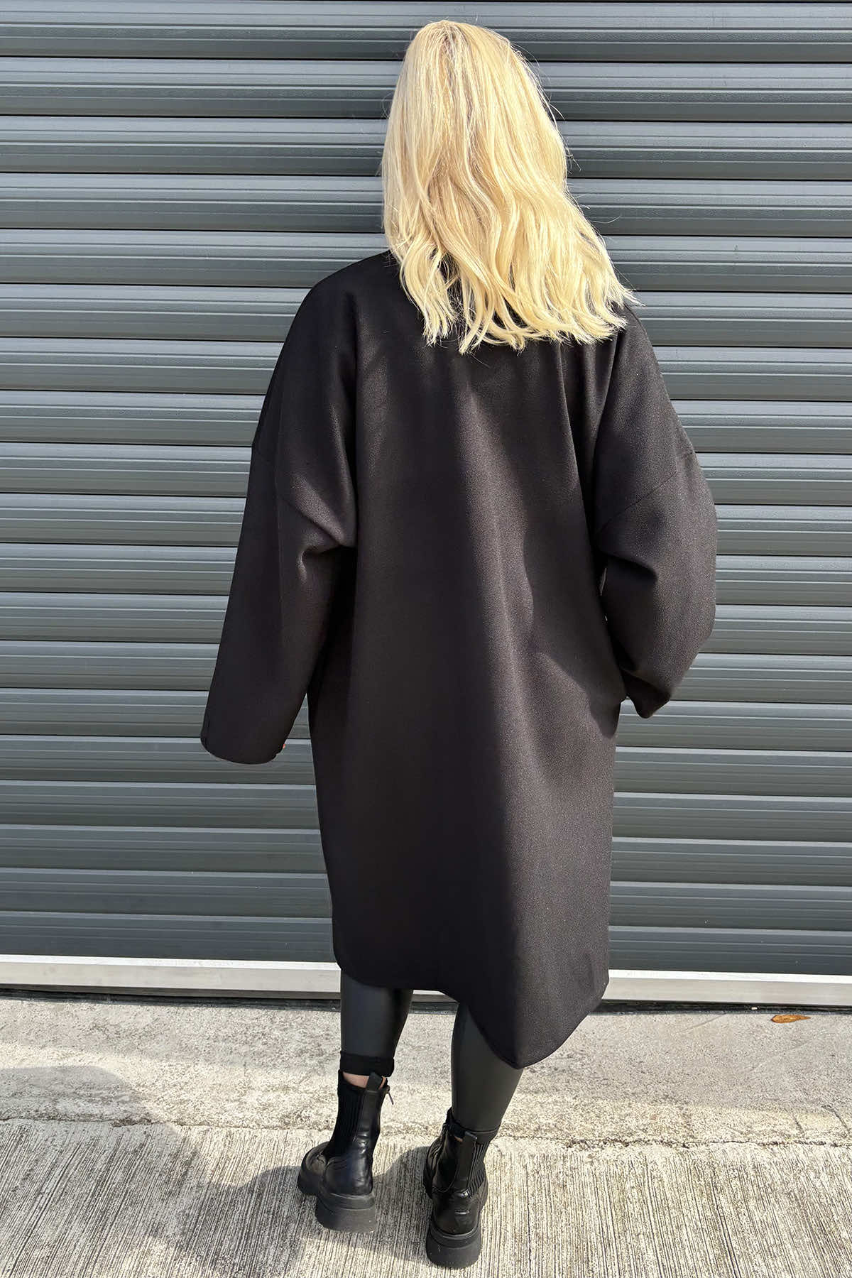 Helen Coat Black