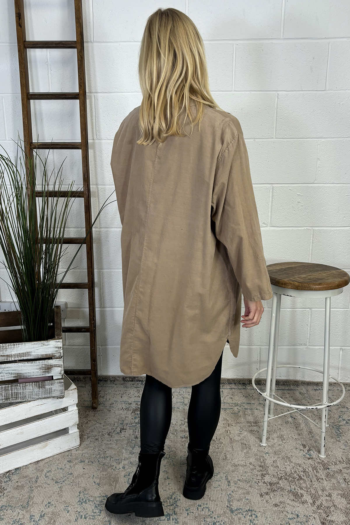 Caggia Pocket Needlecord Tunic Stone