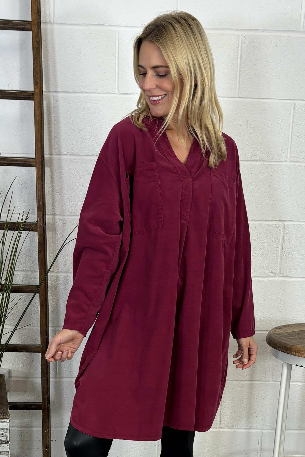 Caggia Pocket Needlecord Tunic Wine