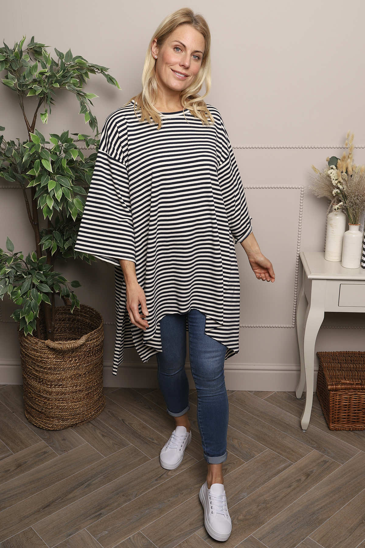 Darby Stripe Dipped Hem Cotton Top Navy
