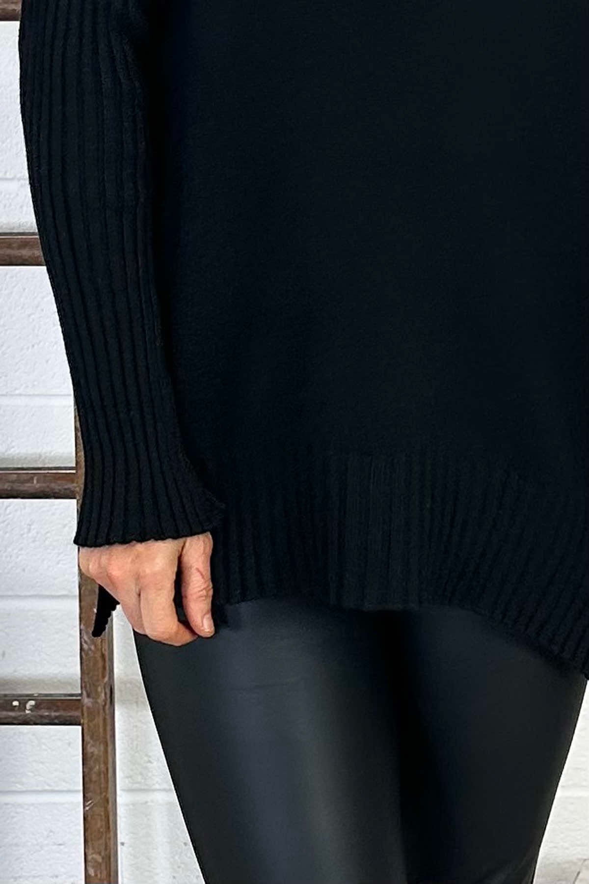 Aaris Knitted Jumper Black