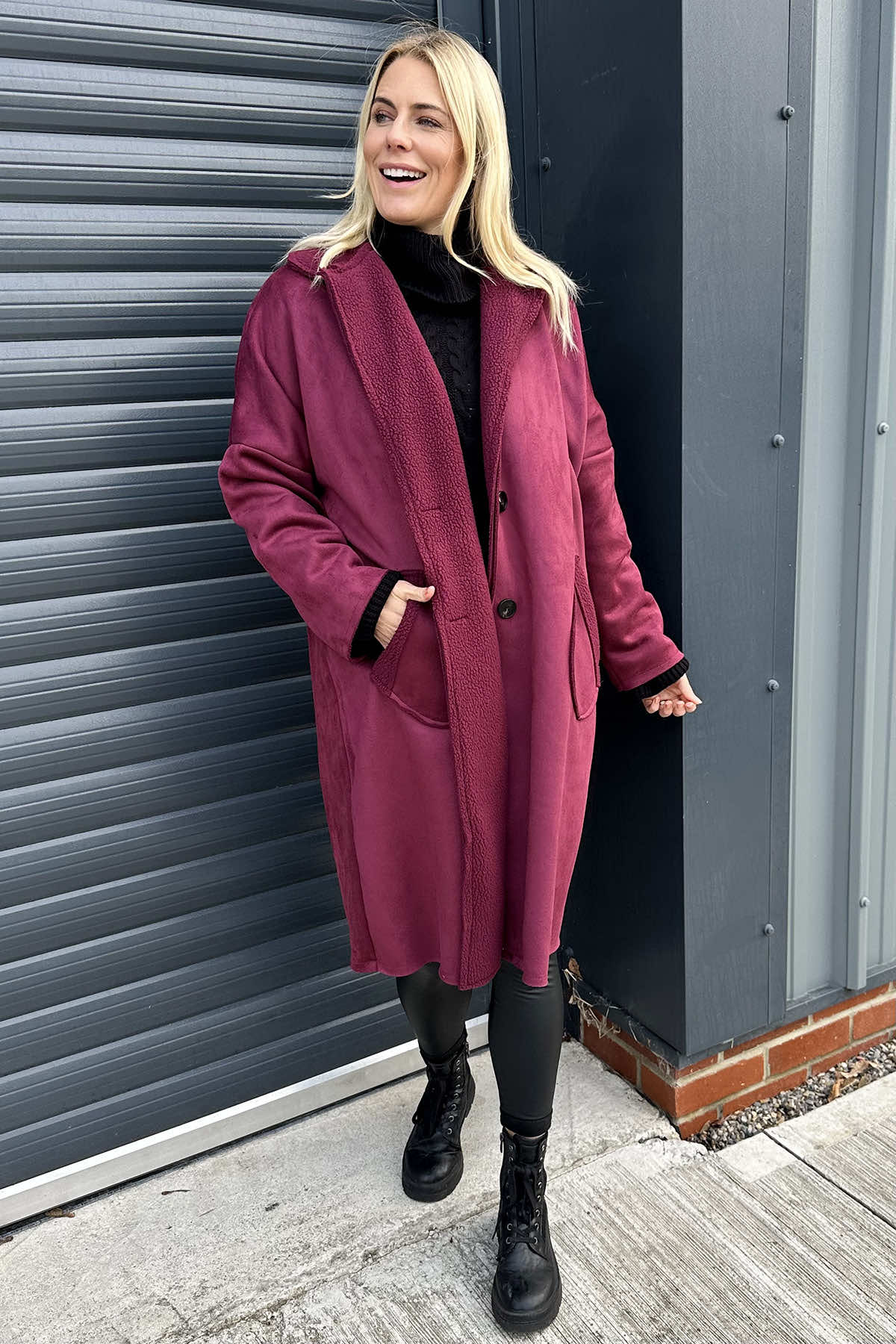 Roxy Coat Wine