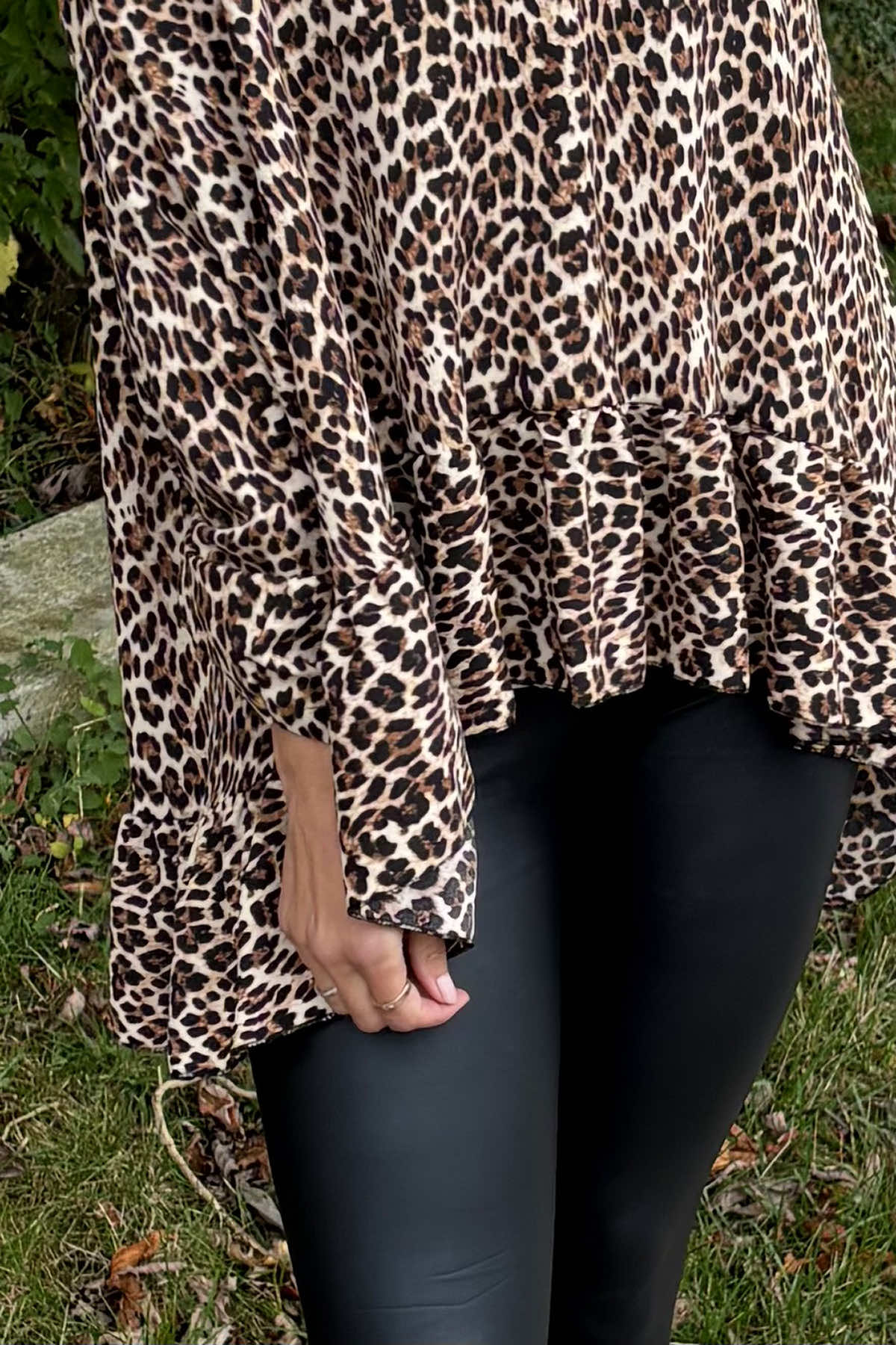 Margaux Leopard V-Neck Frill Top Nutmeg