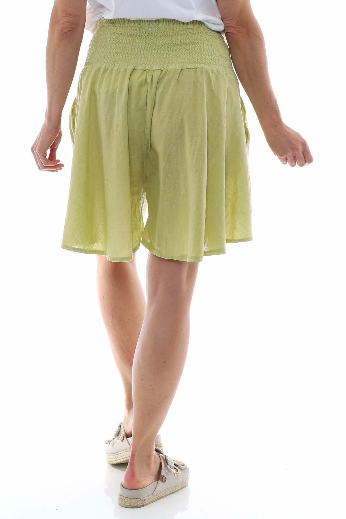 Delara Button Detail Linen Shorts Pistachio