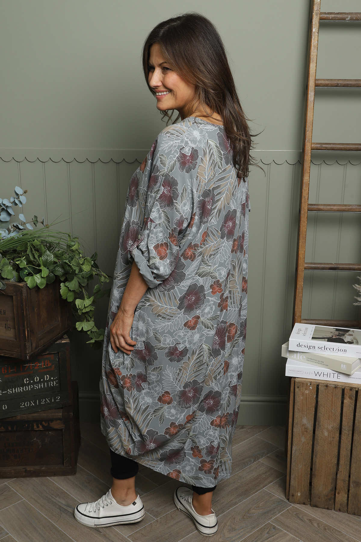 Ayla Floral V-Neck Dress Mid Grey