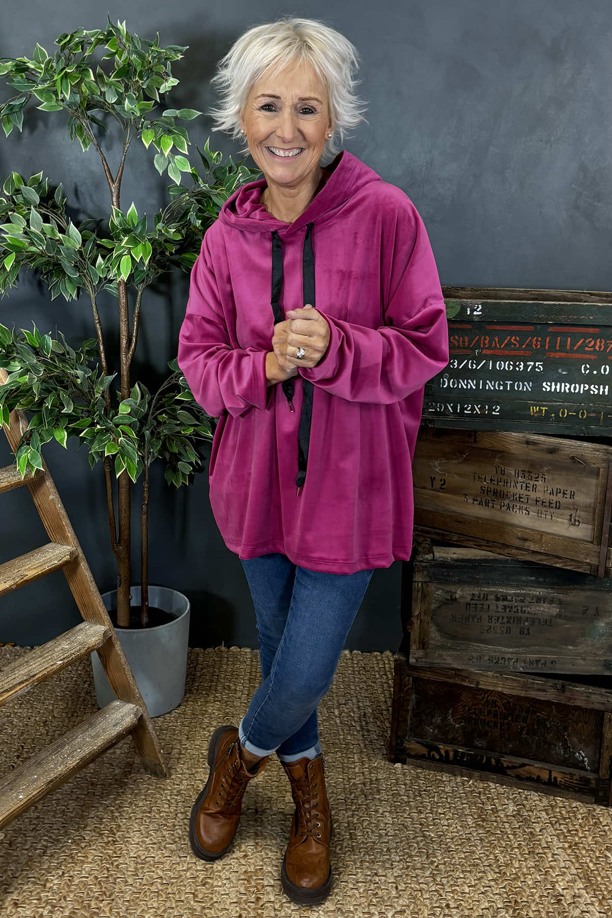 Delaney Velour Hooded Top Fuchsia