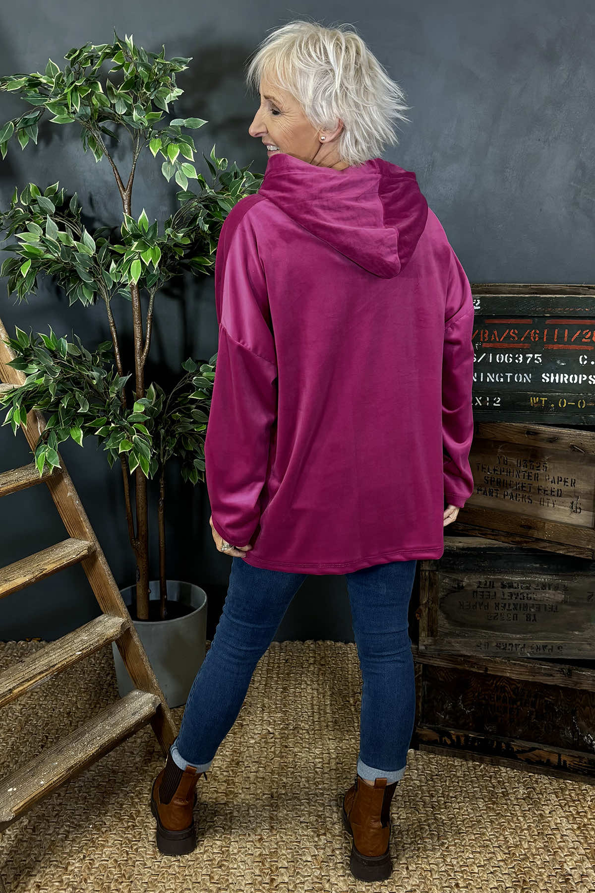 Delaney Velour Hooded Top Fuchsia