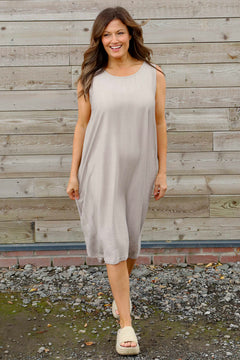 Made In Italy Lola Sleeveless Dress | Kit and Kaboodal Made In Italy Lola Sleeveless Dress | Kit and Kaboodal
