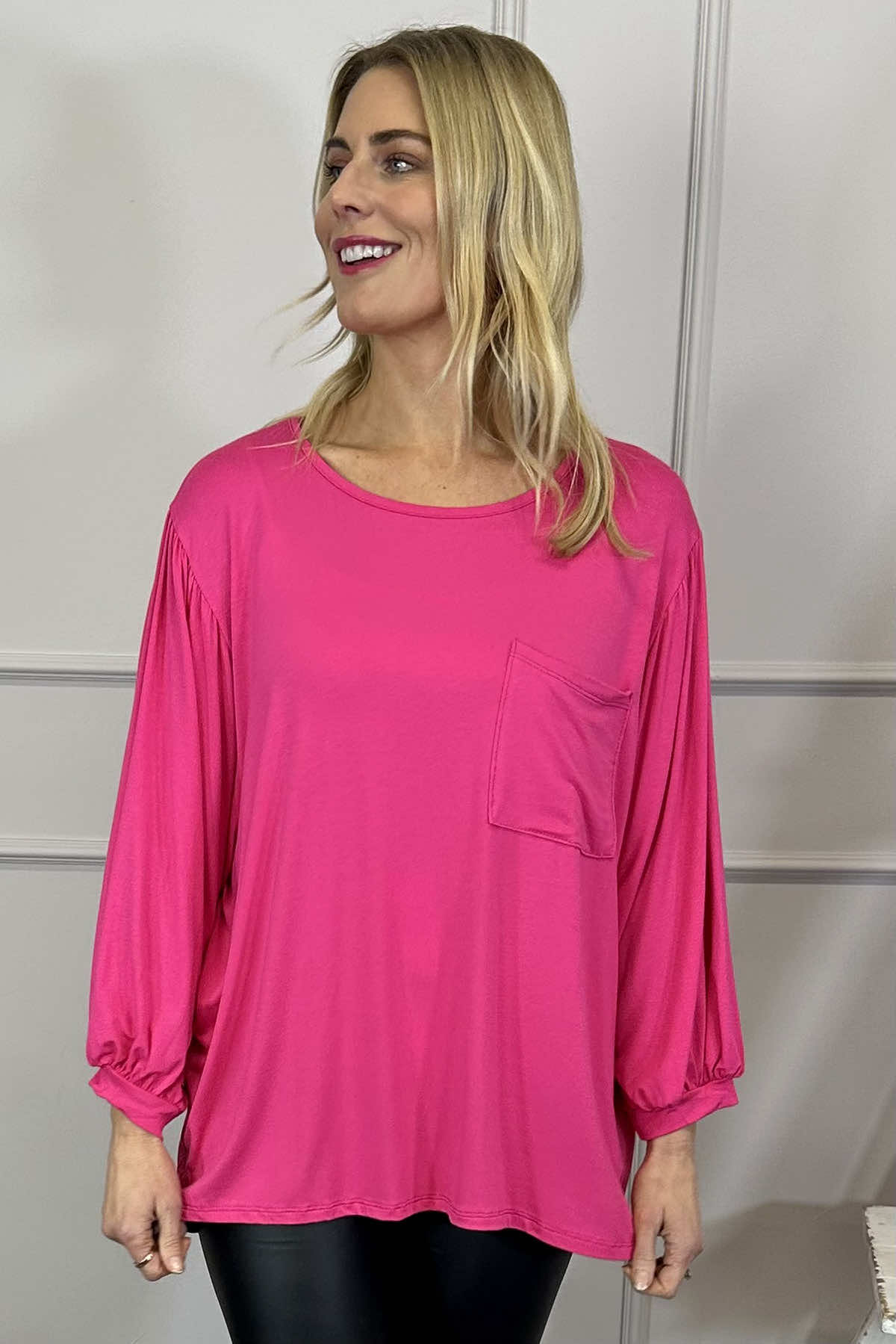 Hilma Pocket Top Fuchsia