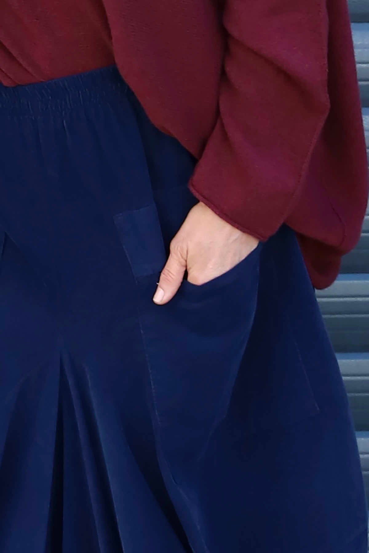 Orla Needlecord Parachute Skirt Navy