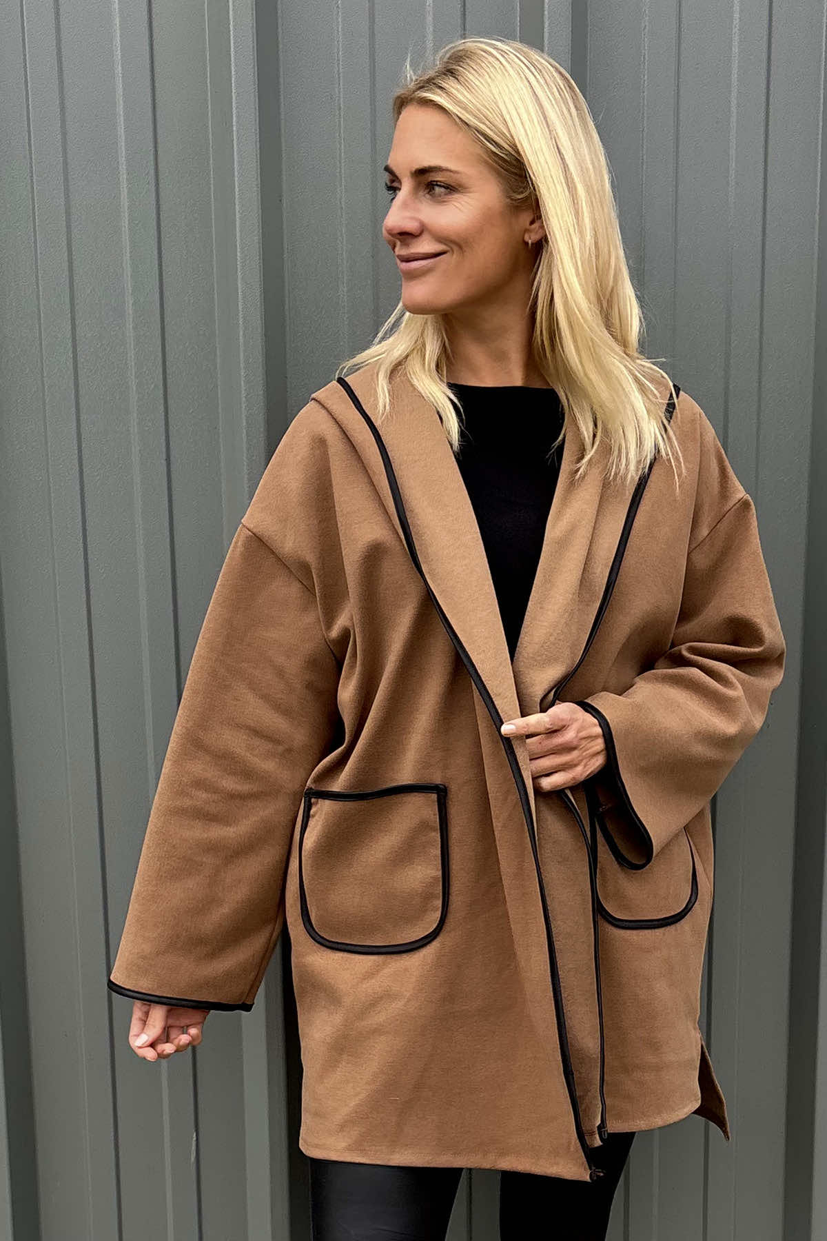 Dakota Trim Coat Camel