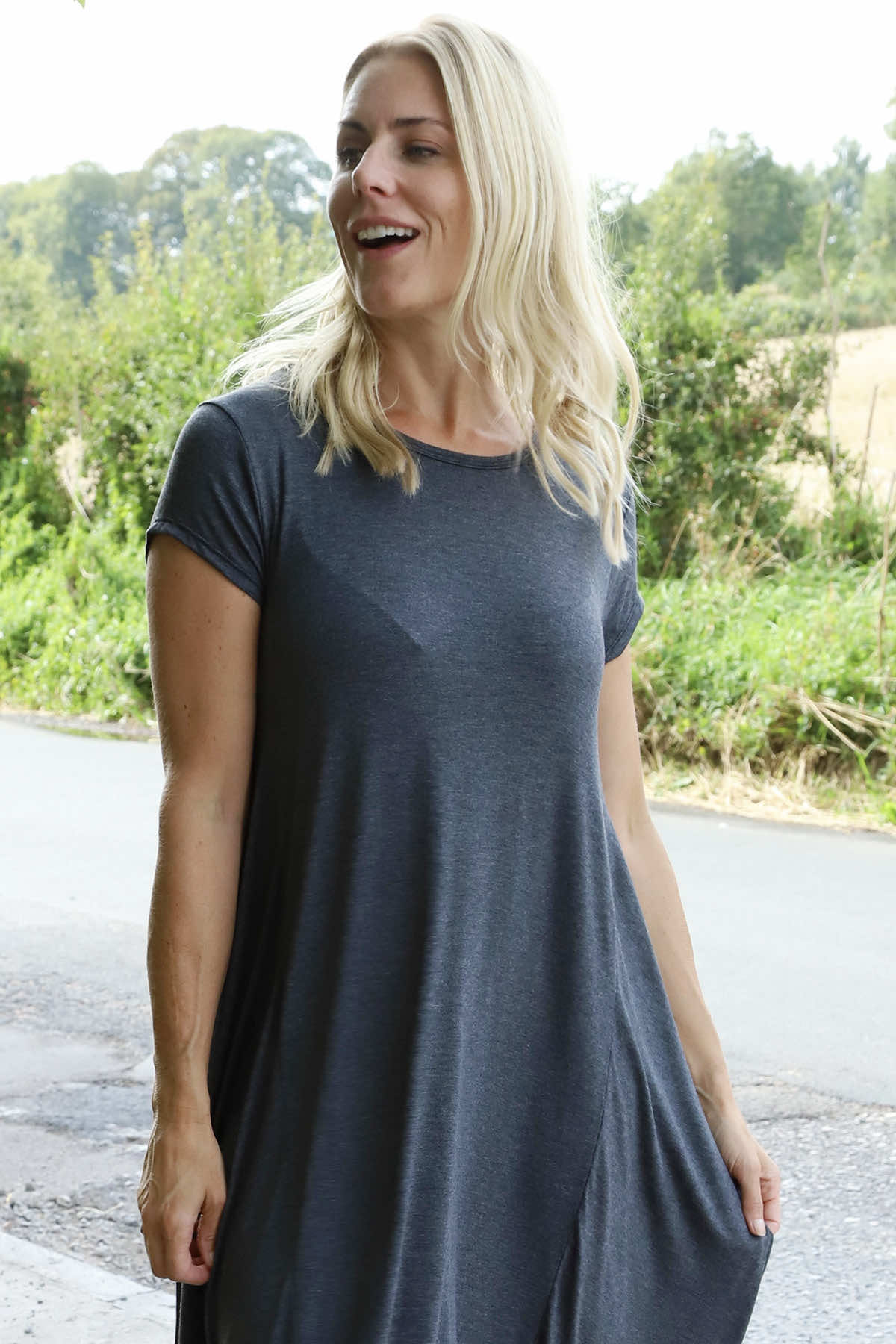 Sariah Short Sleeve Dress Charcoal