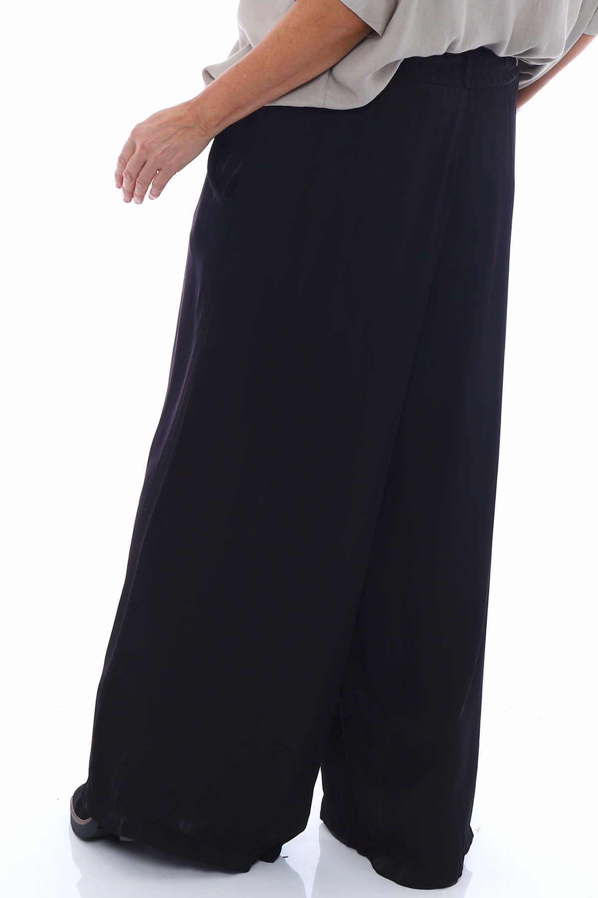 Corzano Raso Palazzo Pants Black