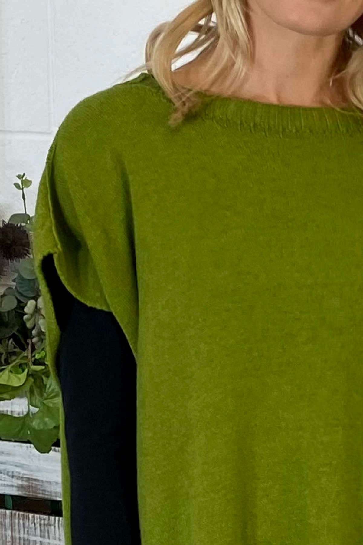 Jocelyn Long Knit Jumper Vest Olive