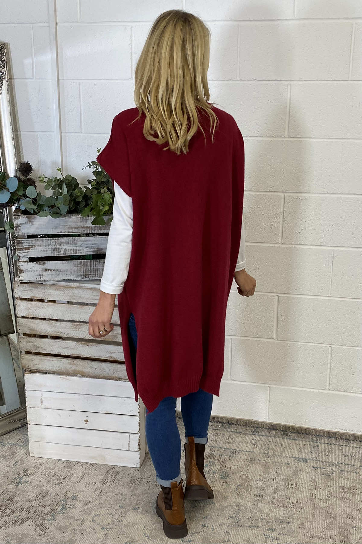 Jocelyn Long Knit Jumper Vest Wine