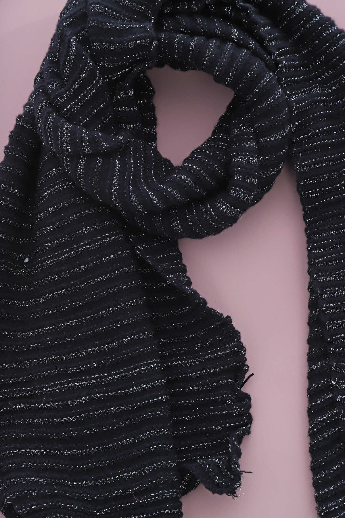 Alesha Scarf Black