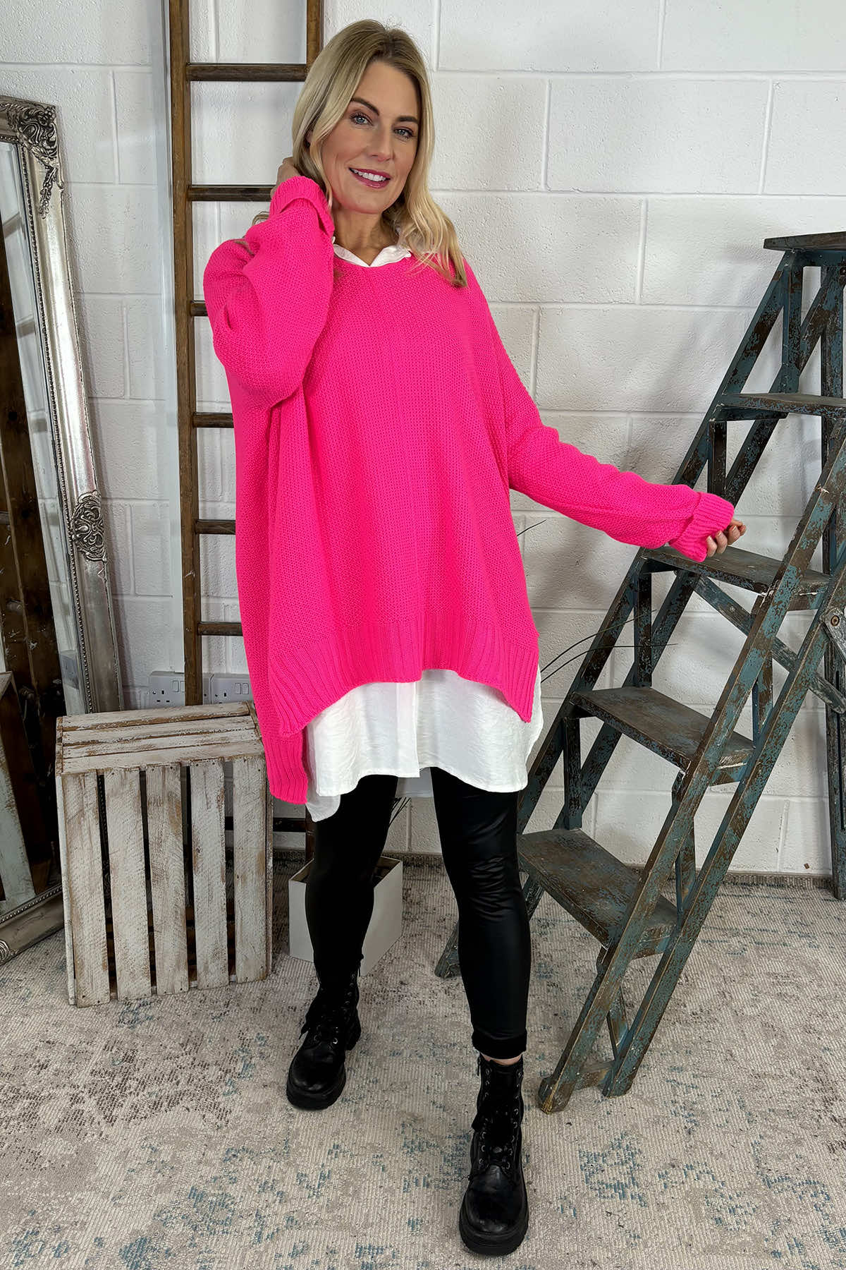 Bo Slouch V-Neck Jumper Fuchsia