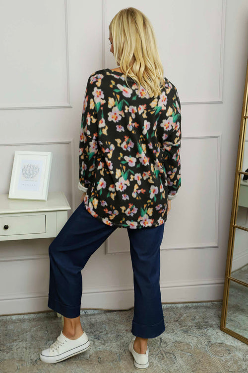 Kirsty Flower V-Neck Knit Top Black - Image 4