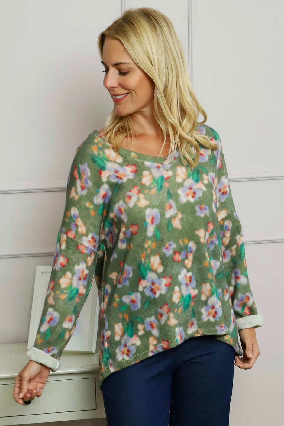 Kirsty Flower V-Neck Knit Top Khaki