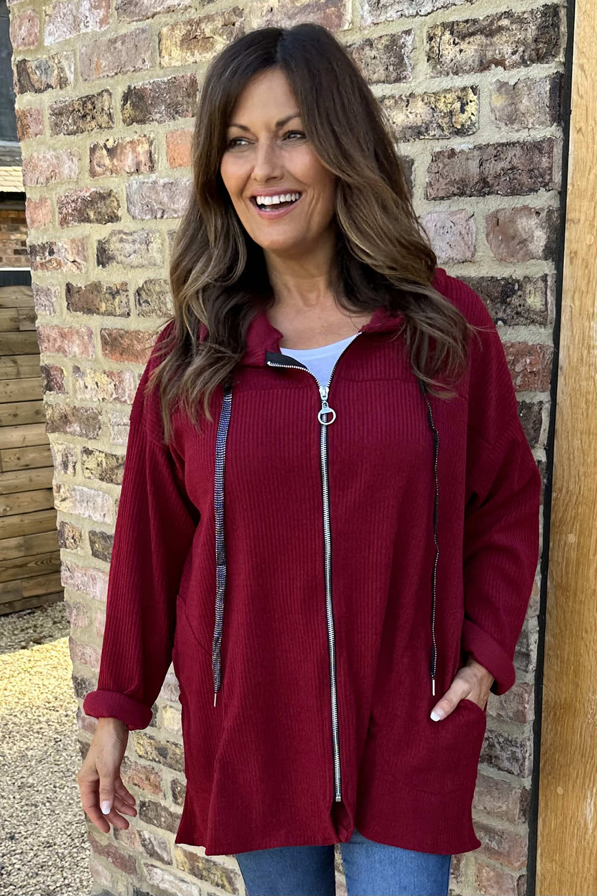 Honor Zip Up Hooded Jacket Wine